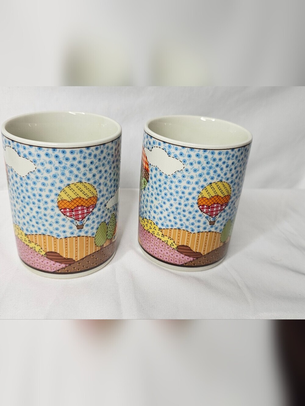 Vintage Otagiri Japan Hot Air Balloon Mug Set of 2 Ceramic Coffee Cups Village⁷ - Picture 2 of 7